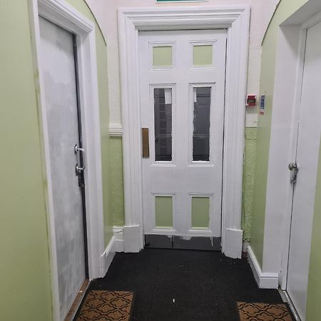 Tredegar Arms Budget Guesthouse For Walkers/Cyclists/Contractors/Traveler Merthyr Tydfil Εξωτερικό φωτογραφία