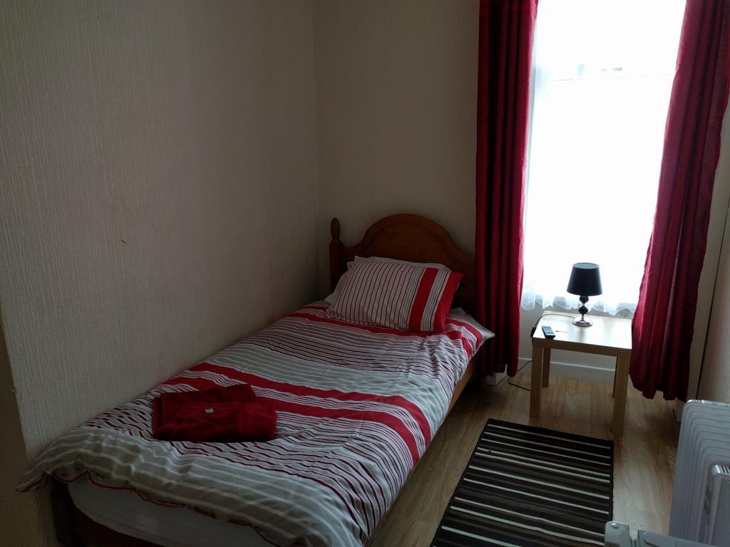 Tredegar Arms Budget Guesthouse For Walkers/Cyclists/Contractors/Traveler Merthyr Tydfil Εξωτερικό φωτογραφία